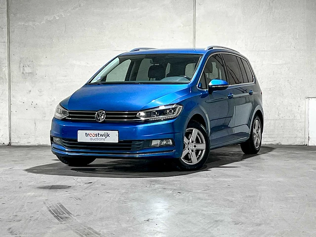 Volkswagen touran 1.4 tsi connected series -automaat- 150pk 2016, js-249-r - afbeelding 1 van  39