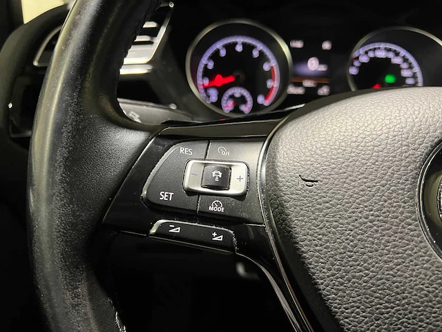 Volkswagen touran 1.4 tsi connected series -automaat- 150pk 2016, js-249-r - afbeelding 14 van  39