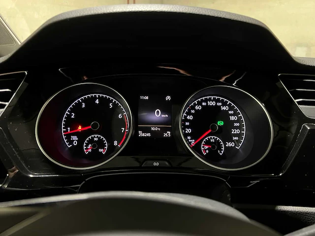 Volkswagen touran 1.4 tsi connected series -automaat- 150pk 2016, js-249-r - afbeelding 18 van  39