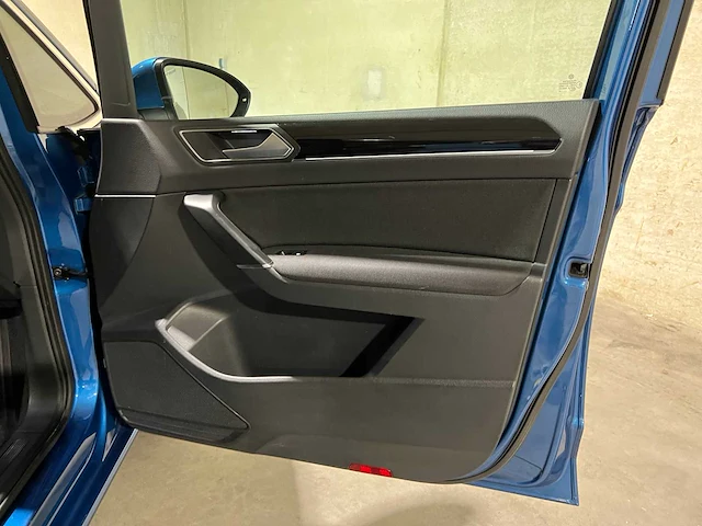 Volkswagen touran 1.4 tsi connected series -automaat- 150pk 2016, js-249-r - afbeelding 30 van  39
