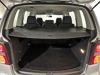 Volkswagen touran 1.4 tsi optive dsg 140pk 2007, 59-tr-br youngtimer - afbeelding 17 van  36