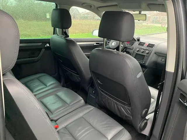 Volkswagen touran 1.6 16v fsi highline, 82-rzk-2 - afbeelding 7 van  33