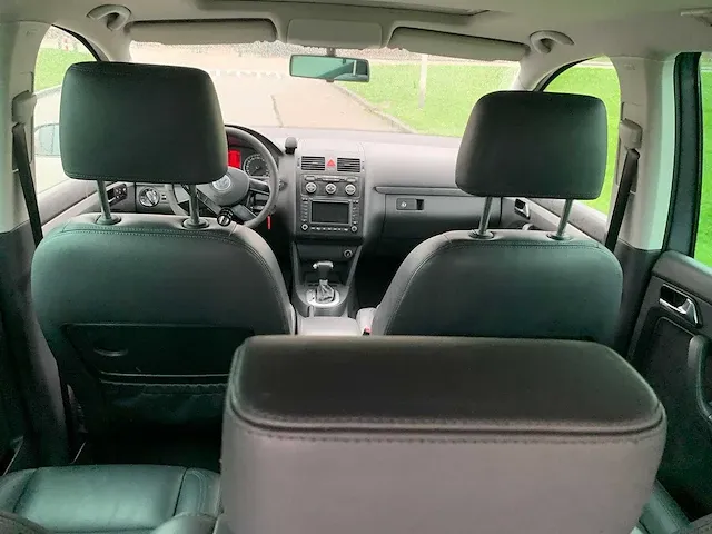 Volkswagen touran 1.6 16v fsi highline, 82-rzk-2 - afbeelding 9 van  33