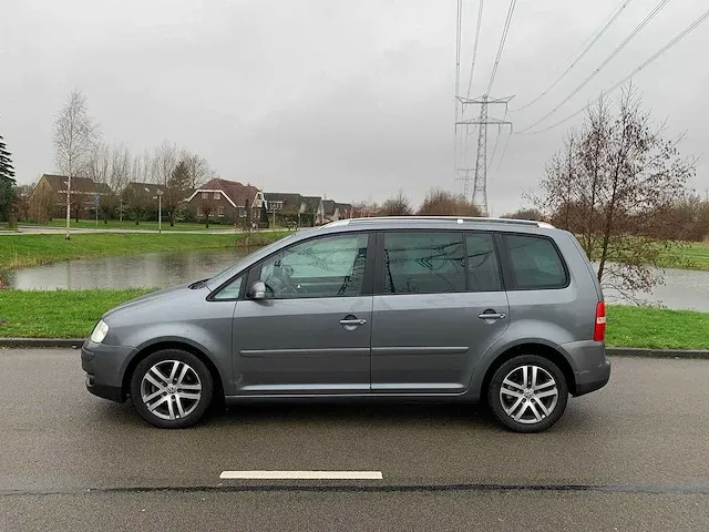 Volkswagen touran 1.6 16v fsi highline, 82-rzk-2 - afbeelding 23 van  33