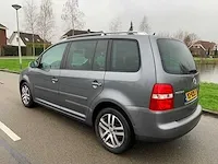 Volkswagen touran 1.6 16v fsi highline, 82-rzk-2 - afbeelding 28 van  33