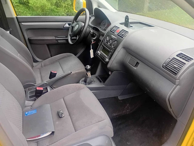 Volkswagen touran 1.9 tdi trendline, 78-vbv-8 - afbeelding 2 van  21