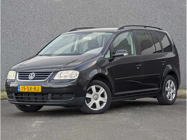 Volkswagen touran 2.0-16v fsi business | 15-sr-rj - afbeelding 1 van  32
