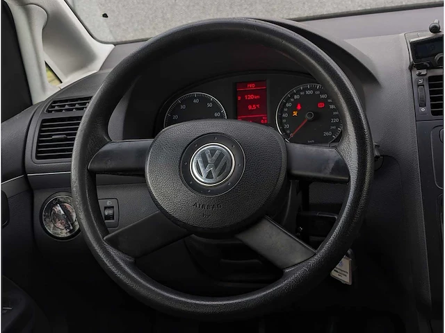 Volkswagen touran 2.0-16v fsi business | 15-sr-rj - afbeelding 8 van  32