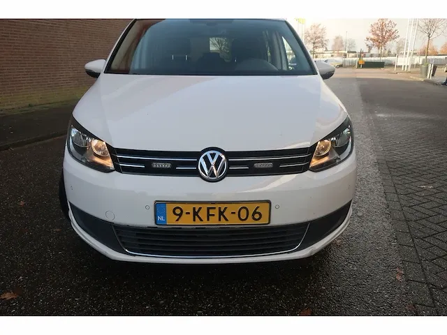 Volkswagen touran 2.0 tdi comfl. bluem, 9-kfk-06 - afbeelding 9 van  17