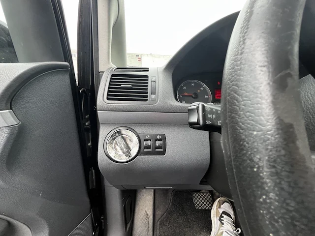 Volkswagen touran, 2005 - afbeelding 7 van  39