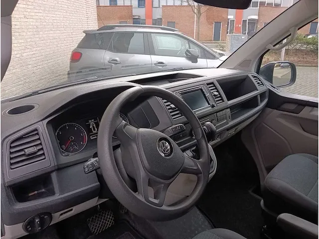 Volkswagen transporter - 2.0 tdi l2h1 highl. - afbeelding 2 van  18