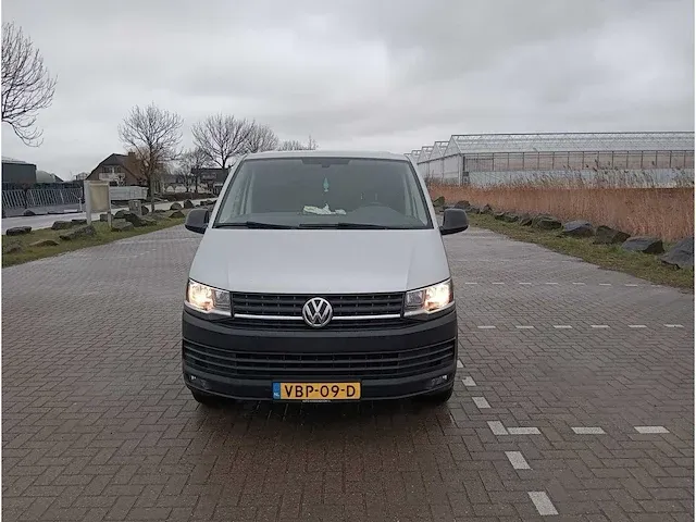 Volkswagen transporter - 2.0 tdi l2h1 highl. - afbeelding 13 van  18