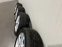 Volkswagen transporter 17 inch sportvelgen met banden. - afbeelding 5 van  6