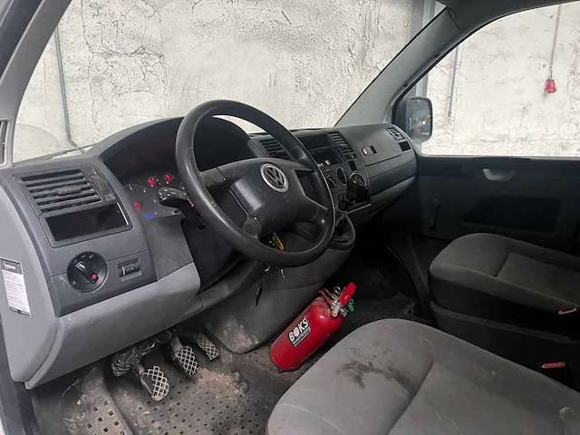 Volkswagen transporter 1.9 tdi 300 t800base 86pk 2004 (origineel-nl), 14-bl-fg - afbeelding 15 van  28