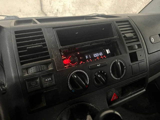 Volkswagen transporter 1.9 tdi 300 t800base 86pk 2004 (origineel-nl), 14-bl-fg - afbeelding 23 van  28