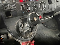 Volkswagen transporter 1.9 tdi 300 t800base 86pk 2004 (origineel-nl), 14-bl-fg - afbeelding 24 van  28