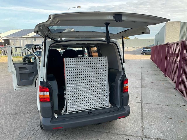 Volkswagen transporter 1.9 tdi 300 trend.dc bedrijfswagen / rolstoelbus - afbeelding 20 van  32