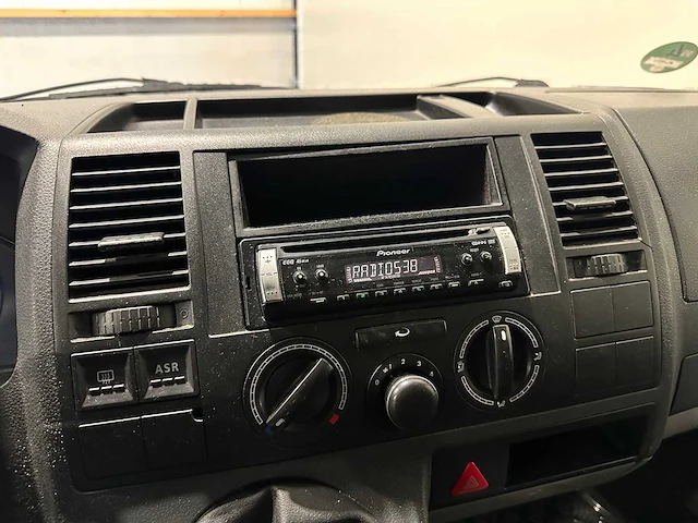 Volkswagen transporter 1.9 tdi buscamper/kampeerwagen 6 zitplaatsen pl-767-s - afbeelding 9 van  22