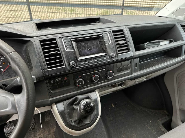 Volkswagen transporter 2.0 tdi 102pk 2017, vsv-01-f bedrijfswagen - afbeelding 10 van  33