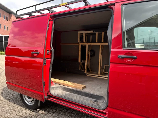 Volkswagen transporter 2.0 tdi 102pk 2017, vsv-01-f bedrijfswagen - afbeelding 19 van  33