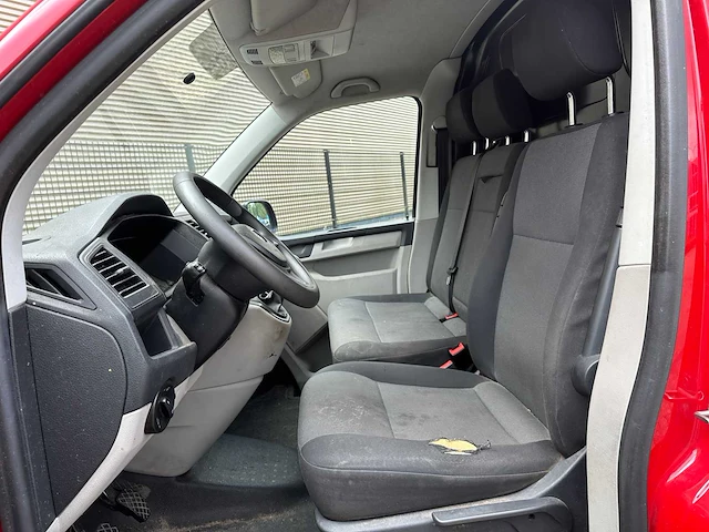 Volkswagen transporter 2.0 tdi 102pk 2017, vsv-01-f bedrijfswagen - afbeelding 25 van  33