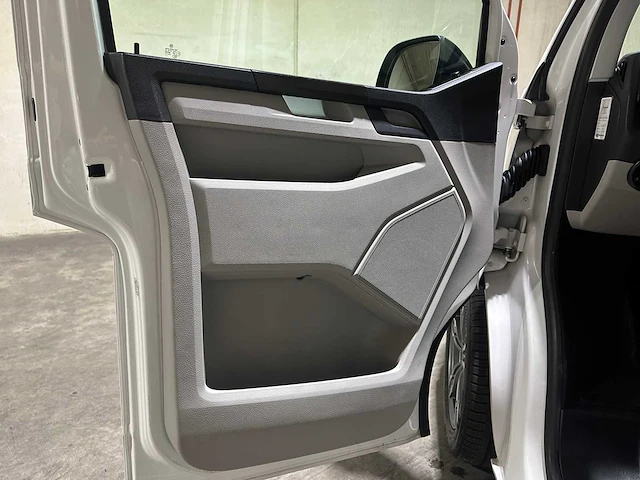 Volkswagen transporter 2.0 tdi 150pk dsg dc highline l2h1 (dubbele cabine) 150pk 2017, vjf-25-s bedrijfswagen - afbeelding 24 van  43