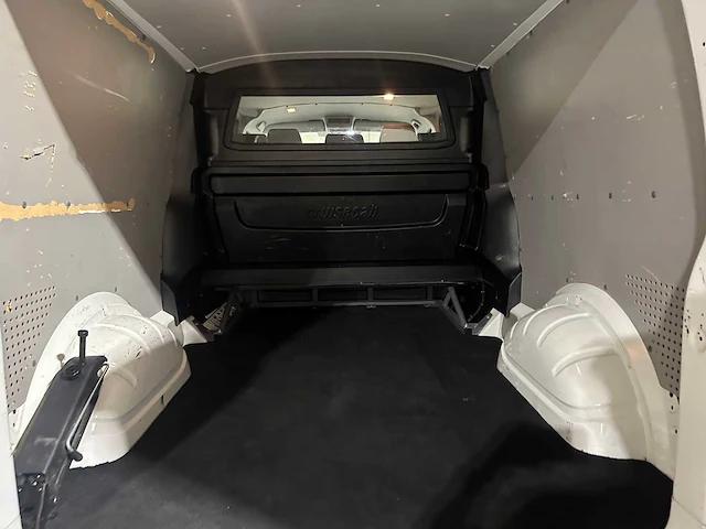 Volkswagen transporter 2.0 tdi 150pk dsg dc highline l2h1 (dubbele cabine) 150pk 2017, vjf-25-s bedrijfswagen - afbeelding 30 van  43