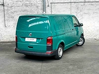 Volkswagen transporter 2.0 tdi l1h1 highl. 84pk 2018, v-236-pf - afbeelding 2 van  39