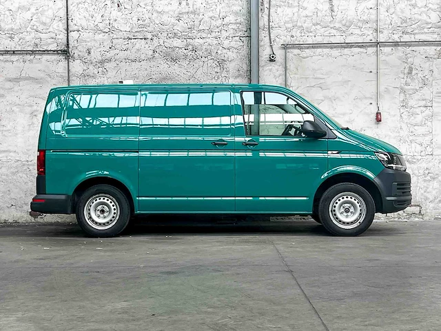 Volkswagen transporter 2.0 tdi l1h1 highl. 84pk 2018, v-236-pf - afbeelding 37 van  39