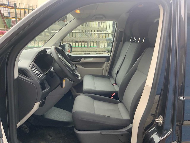 Volkswagen transporter 2.0 tdi l1h1 highl. bedrijfswagen - afbeelding 13 van  37
