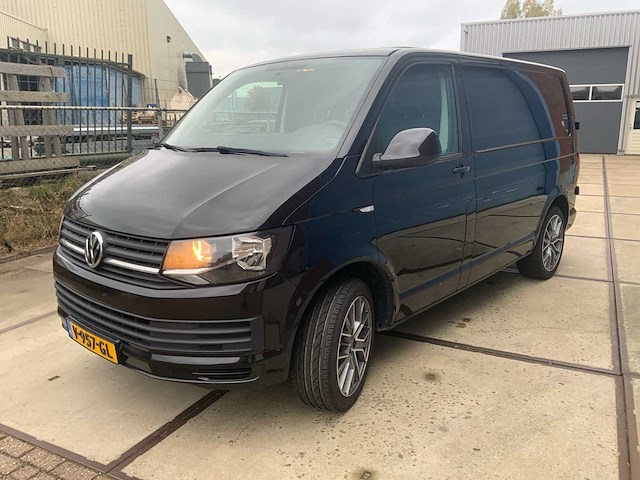 Volkswagen transporter 2.0 tdi l1h1 highl. bedrijfswagen - afbeelding 36 van  37