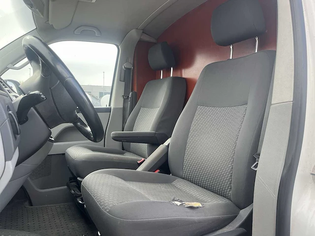 Volkswagen transporter 2.0 tdi l1h1 t800 van | 7-vpd-99 - afbeelding 2 van  21