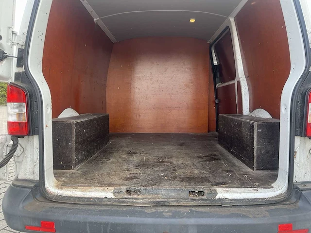 Volkswagen transporter 2.0 tdi l1h1 t800 van | 7-vpd-99 - afbeelding 10 van  21