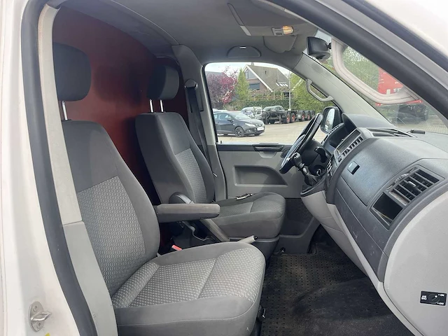 Volkswagen transporter 2.0 tdi l1h1 t800 van | 7-vpd-99 - afbeelding 14 van  21