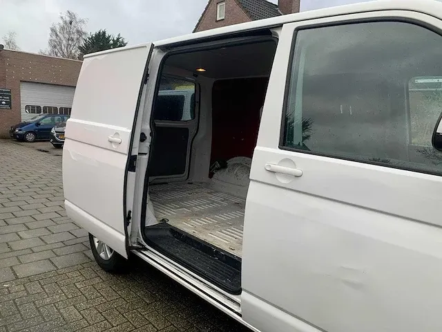 Volkswagen transporter 2.0 tdi l1h1 tr. dc vb-788-g - afbeelding 18 van  30