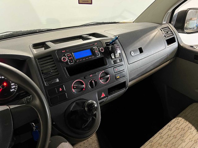 Volkswagen transporter 2.0 tdi l1h2, 4-vrf-18 - afbeelding 3 van  14