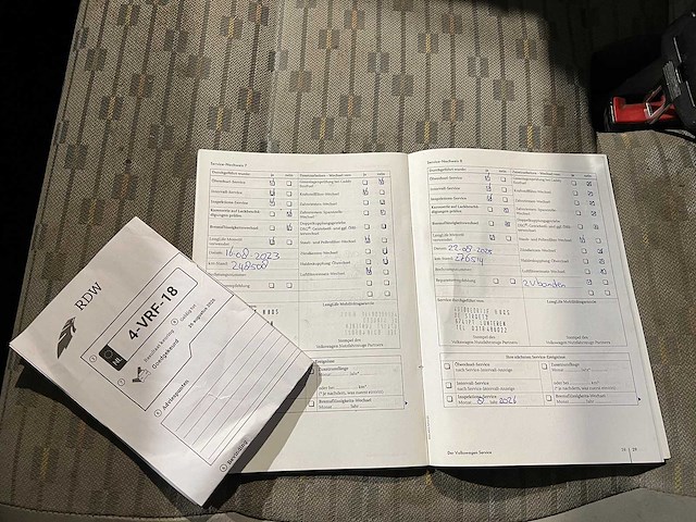 Volkswagen transporter 2.0 tdi l1h2, 4-vrf-18 - afbeelding 4 van  14