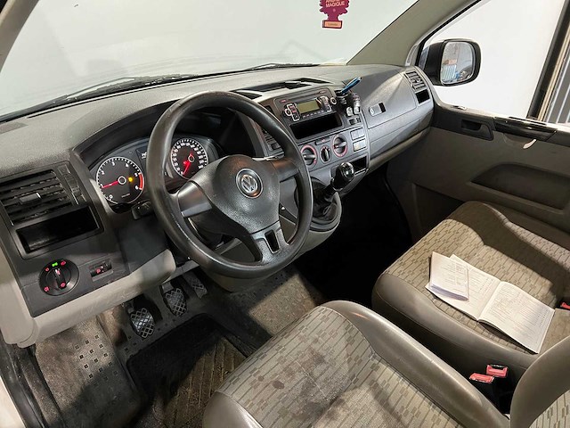 Volkswagen transporter 2.0 tdi l1h2, 4-vrf-18 - afbeelding 13 van  14