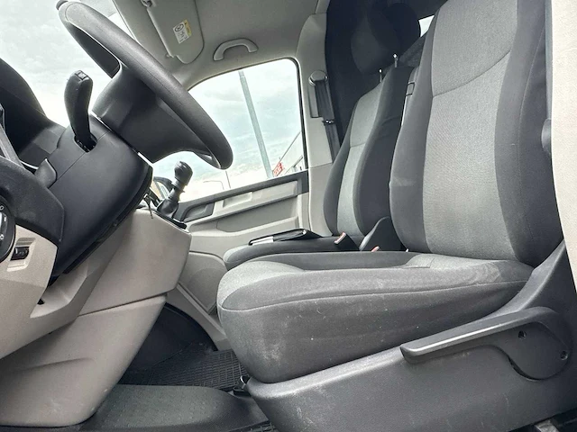 Volkswagen transporter 2.0 tdi l1h2 comfortline 2018 | v-845-lh - afbeelding 3 van  18