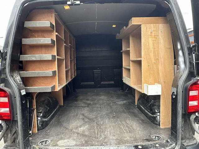 Volkswagen transporter 2.0 tdi l1h2 comfortline 2018 | v-845-lh - afbeelding 9 van  18