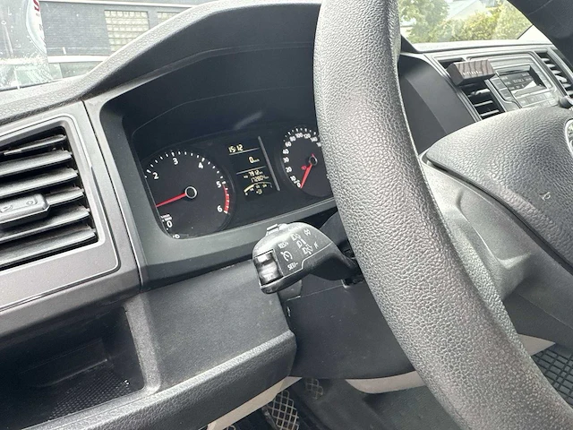 Volkswagen transporter 2.0 tdi l1h2 comfortline 2018 | v-845-lh - afbeelding 10 van  18