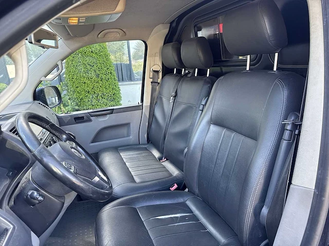 Volkswagen transporter 2.0 tdi l2h1 4motion highline | 5-vtk-90 - afbeelding 2 van  30