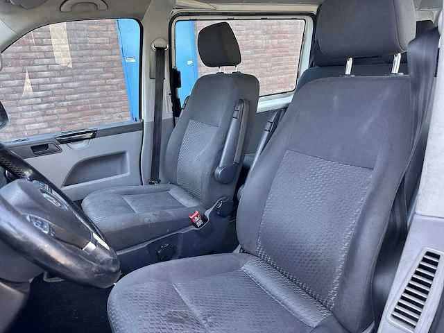 Volkswagen transporter 2.0 tdi l2h1 comfortline dc van | vg-171-p i - afbeelding 2 van  33