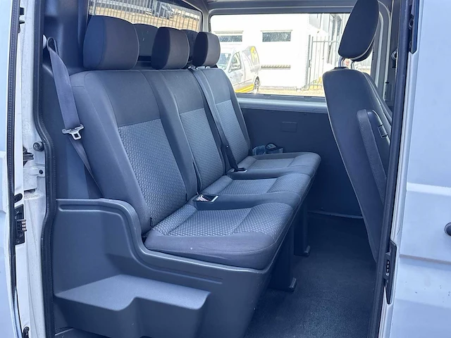Volkswagen transporter 2.0 tdi l2h1 comfortline dc van | vg-171-p i - afbeelding 20 van  33