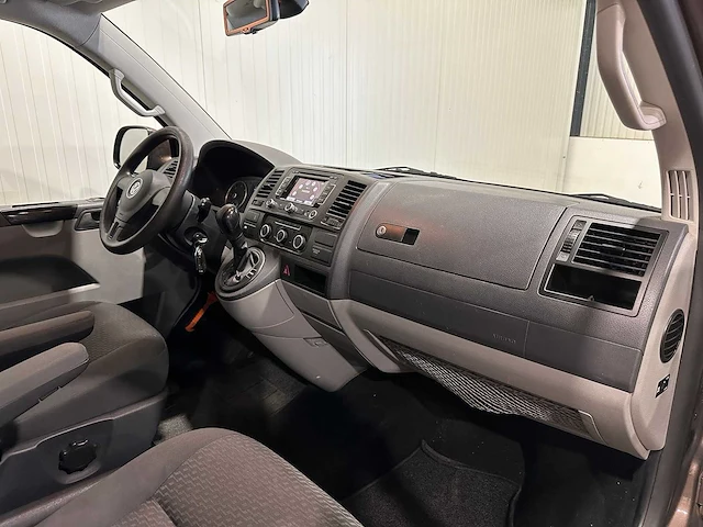 Volkswagen transporter 2.0 tdi l2h1 dubbel cabine 5-vkt-58 - afbeelding 3 van  18