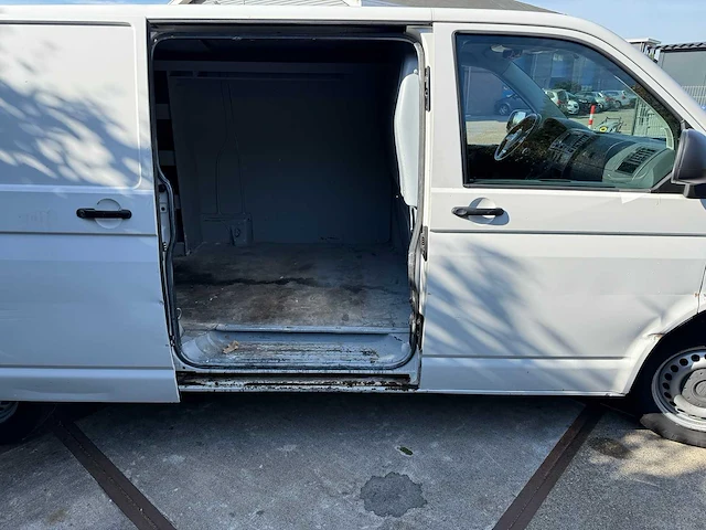 Volkswagen transporter 2.0 tdi l2h2 baseline, vh-221-f - afbeelding 15 van  18