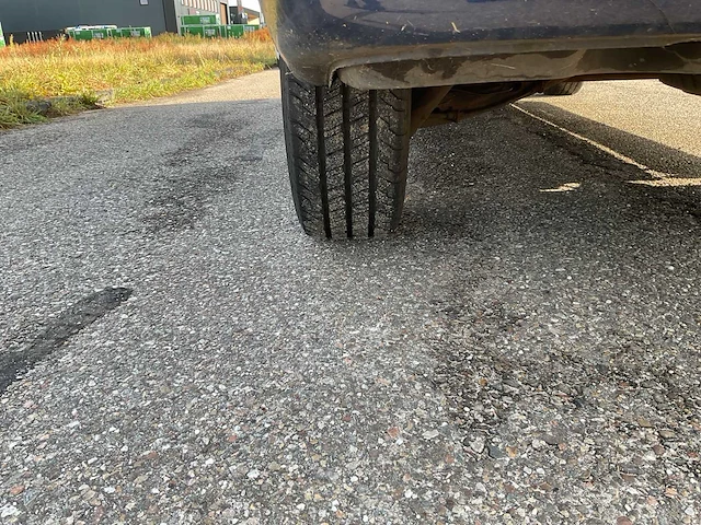 Volkswagen transporter 2.5 tdi 340 mhd - afbeelding 28 van  38
