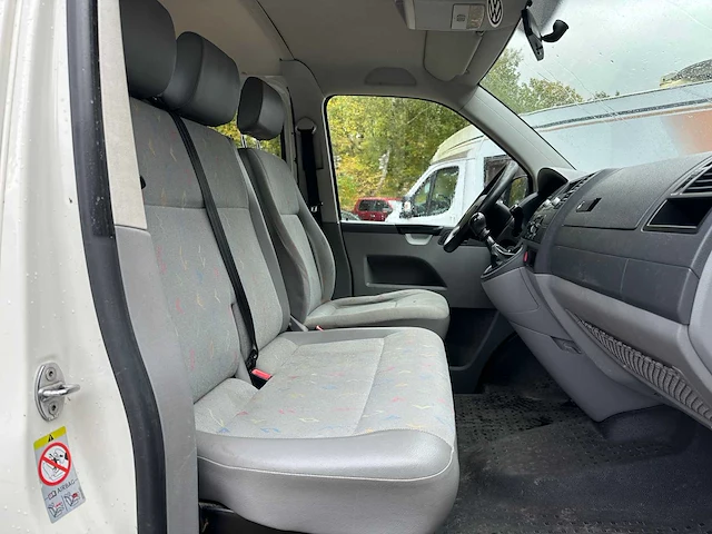 Volkswagen transporter 2.5 tdi 340 trend.dc 6-persoons 131pk 2008, 49-vng-3 - afbeelding 22 van  31