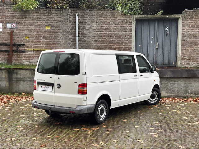 Volkswagen transporter 2.5 tdi 340 trend.dc 6-persoons 131pk 2008, 49-vng-3 - afbeelding 29 van  31