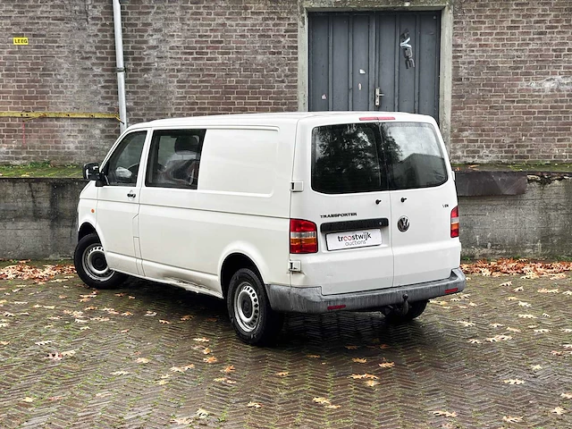 Volkswagen transporter 2.5 tdi 340 trend.dc 6-persoons 131pk 2008, 49-vng-3 - afbeelding 31 van  31